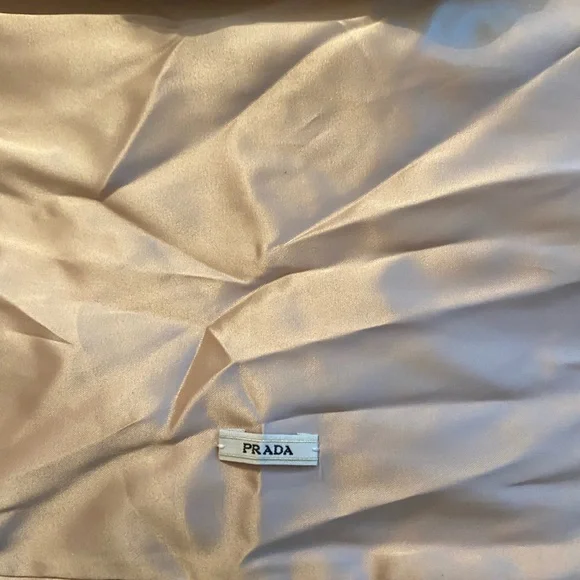 Prada Elegant Black Cross-Strap Heels - Picture 5 of 6